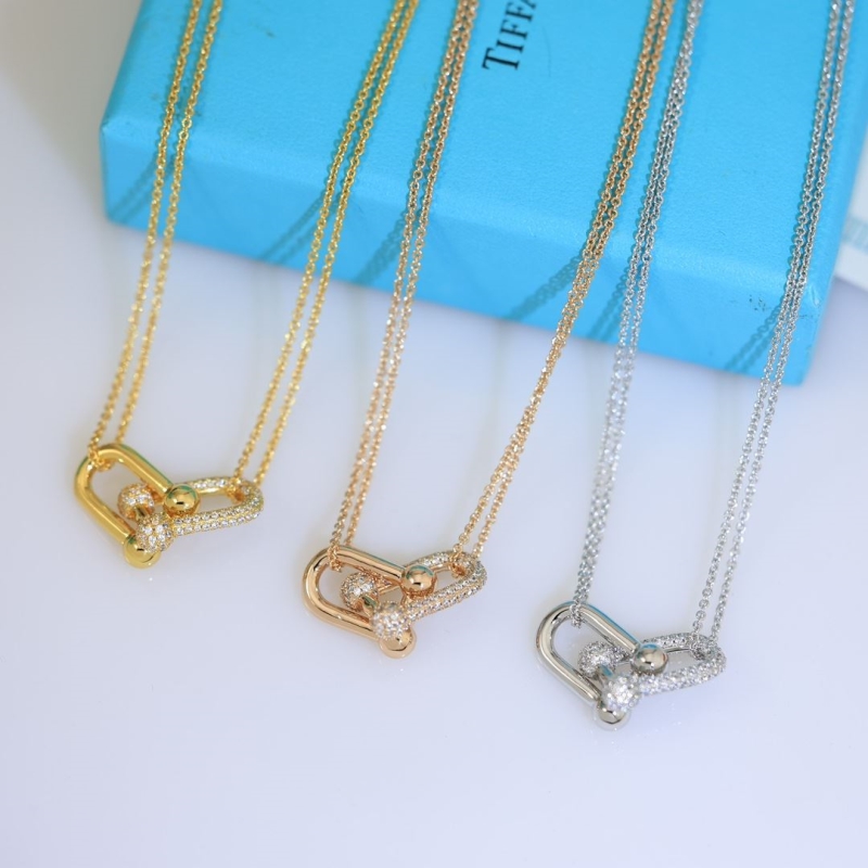 T*f*ny necklaces